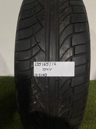 235 65 17 104V MICHELIN LATITUDE DIAMARIS