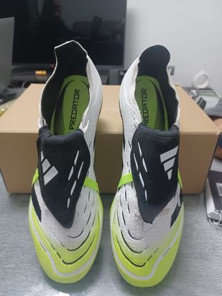 Botas de fútbol Adidas Predator Nuevas Talla 44