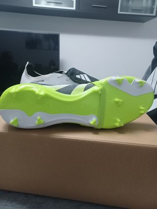 Botas de fútbol Adidas Predator Nuevas Talla 44