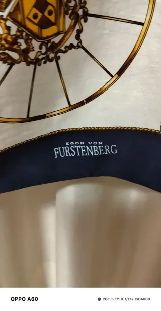 Foulard Ego Von Furstenberg vintage