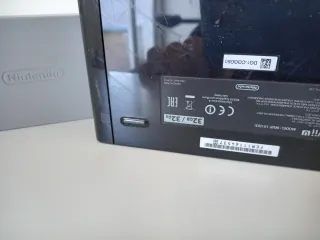 Nintendo Wii U Negra + regalo