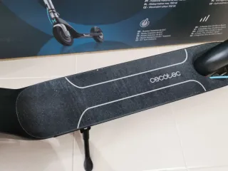Patinete Eléctrico Cecotec Bongo