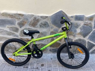 Bicicleta niño verde