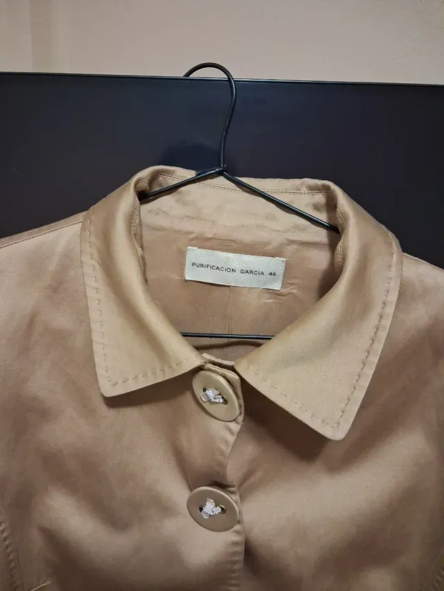 Americana beige mujer