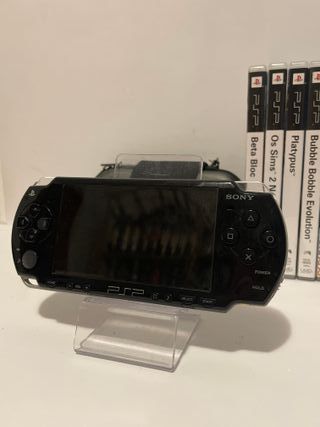 PSP 2004 Negra + 7 Juegos + Funda + Cargador