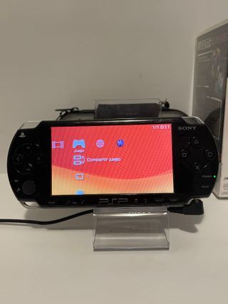 PSP 2004 Negra + 7 Juegos + Funda + Cargador