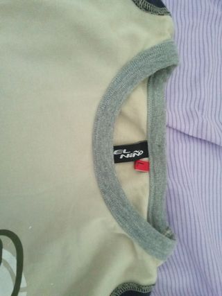 Camiseta El Niño Manga Larga Beige y Negra