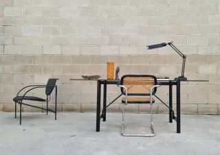 Mesa Postmoderna. Vintage, 90s.