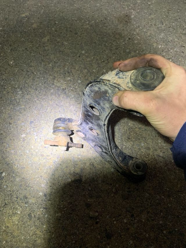 Trapecio trasero Suzuki Vitara