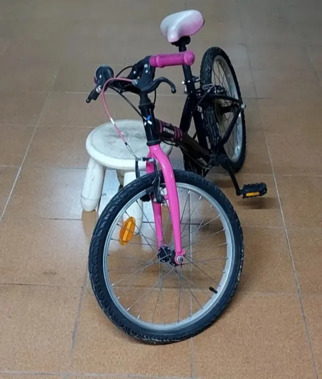 Bicicleta B'Twin 24 6V 1 Plato