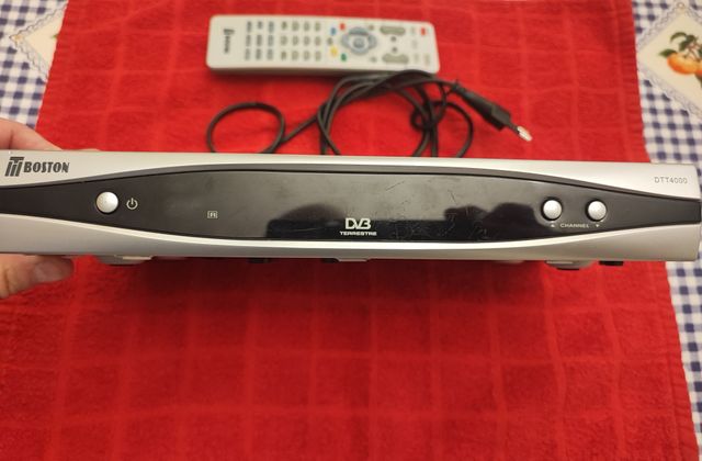 TDT Boston DTT4000 con Mando
