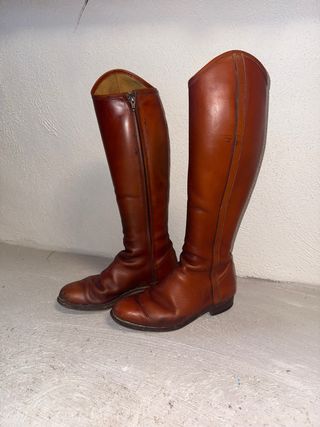Botas de montar a caballo marrones