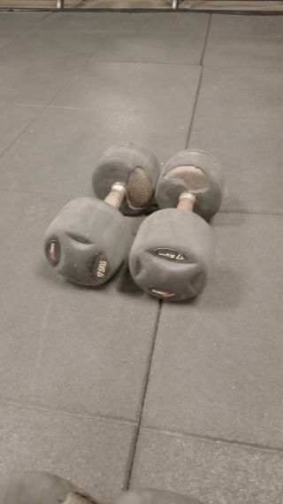 Discos de gimnasio y mancuernas a 0.50 céntimos