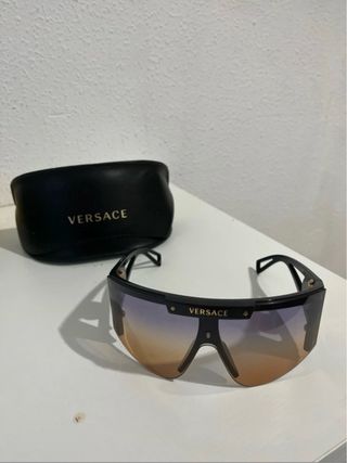 Occhiali da sole Versace neri e arancioni