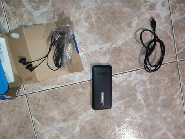 Móvil Nokia 301 Negro