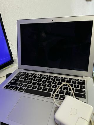 MacBook Air macOS Catalina
