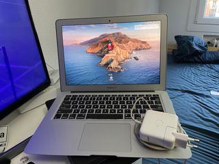 MacBook Air macOS Catalina