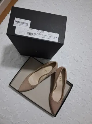 Zapatos de salón LODI Talla 37 Beige sin estrenar