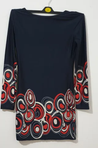 Vestido azul con estampado geométrico talla L