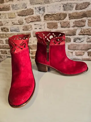 Botines Cowboy T. 37 Pantanetti Rojos Piel