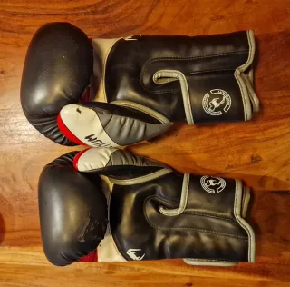 Guantes de boxeo Venum 16 oz