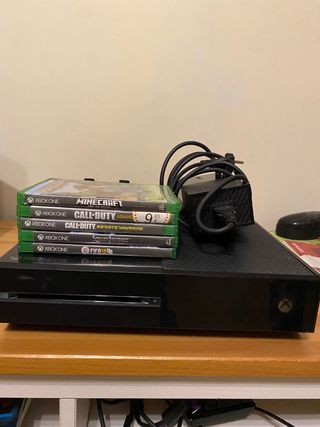 Xbox One Negra 500GB + Juegos