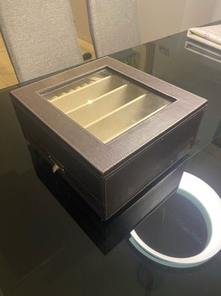 Caja de relojes / joyero con tapa