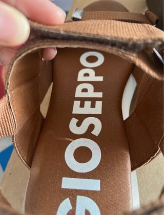 Chanclas Marrones y Blancas