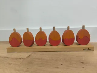 Juego de madera Montessori huevos