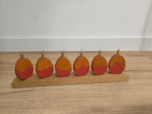 Juego de madera Montessori huevos