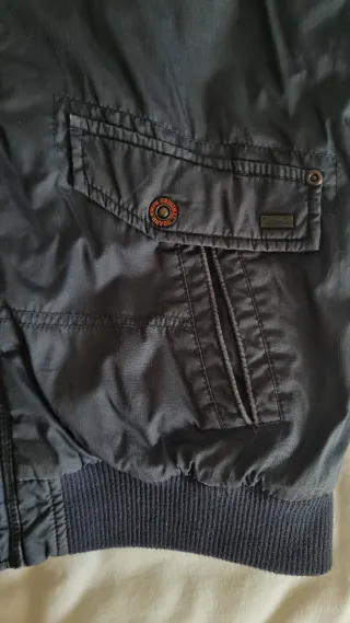 Giubbotto C&A blu e arancione