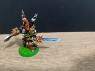 Warhammer 40k abbadon el saqueador metal pintada