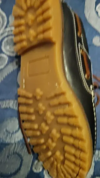 Náuticos de piel azul marino