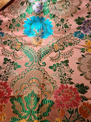 Tela brocada bordada 75x66cm