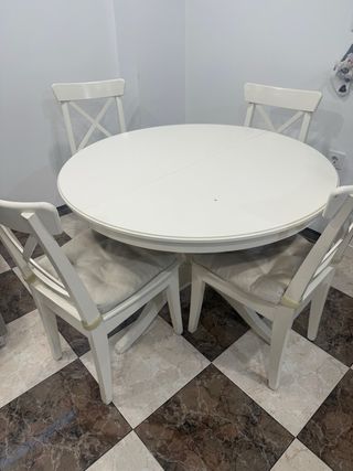 Tavolo da pranzo rotondo Ikea Ingatorp + 4 sedie