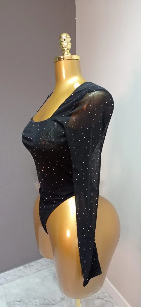 Body negro gasa elástica con strass brillo.