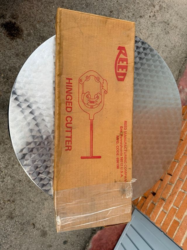 Tagliatubi professionale REED H-4