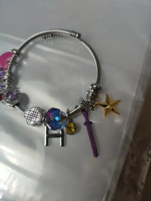 Pulsera con abalorios Kpop Demon Hunters