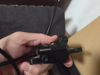 Frenos Shimano SLX M7100 y pinzas MT500