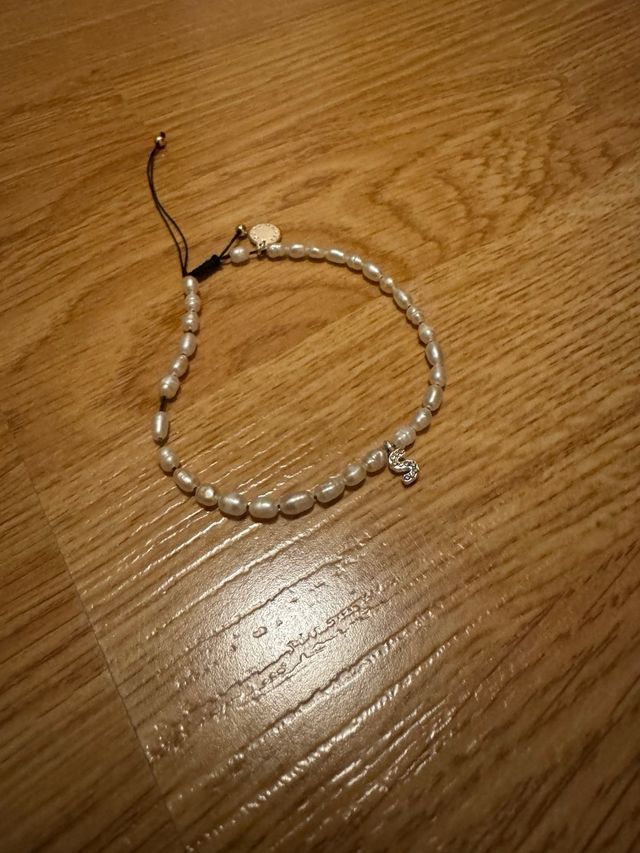 Pulsera Bimba y Lola perlas y oro con su bolsita