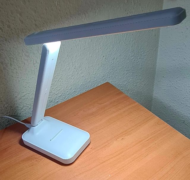 Flexo LED blanco táctil