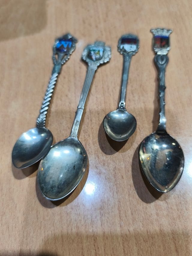 Conjunto 4 Cucharas Decorativas
