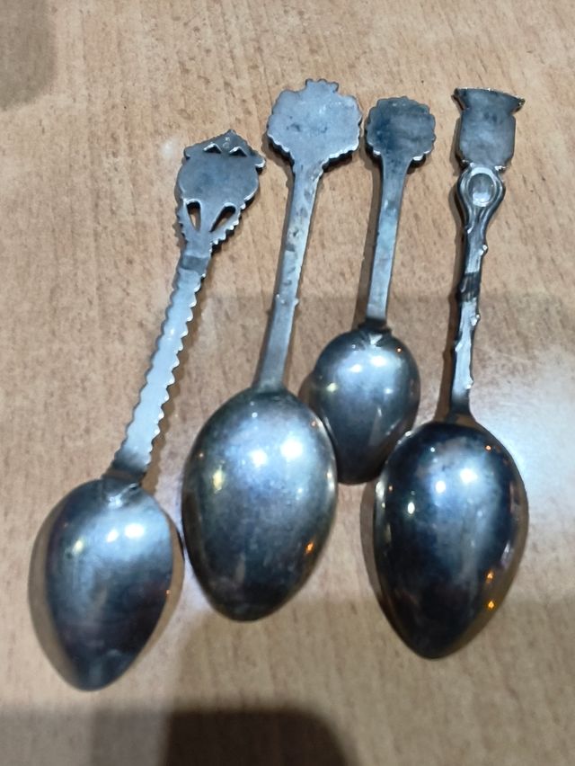 Conjunto 4 Cucharas Decorativas