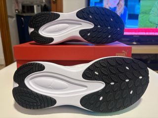 Zapatillas Puma Darter Pro Blancas y Azules