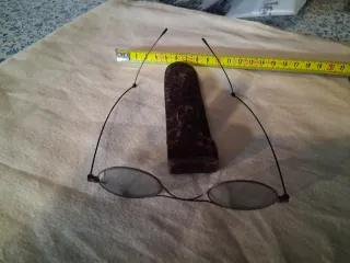 Gafas antiguas cuero vintage estuche