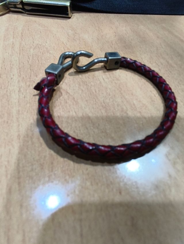 Pulsera de cuero trenzado  CAROLINA HERRERA