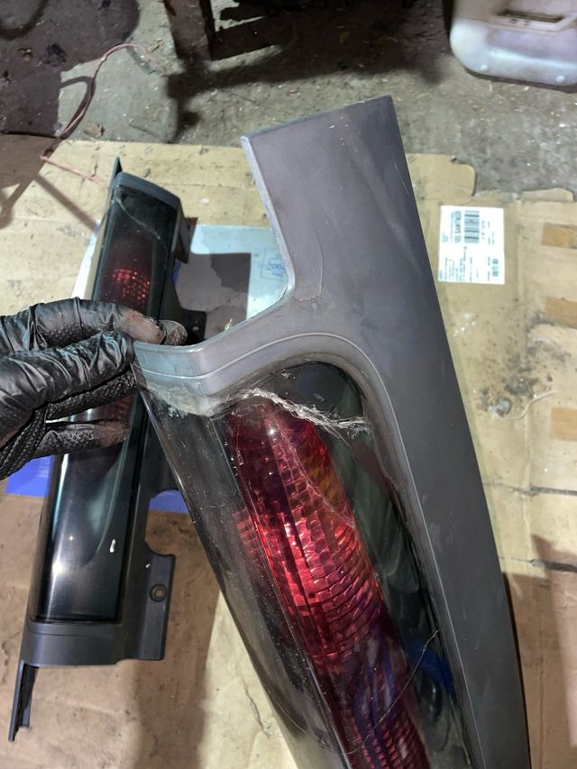 Pilotos Traseros Renault Trafic