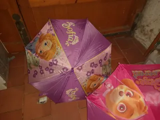 Paraguas infantil Sofia y Skye