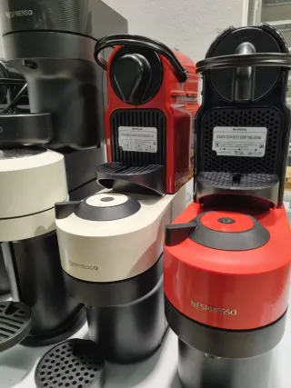 Lote 8 Cafeteras Nespresso