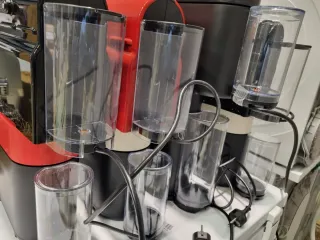 Lote 8 Cafeteras Nespresso